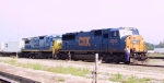 CSX 8748 leads a northbound intermodal train